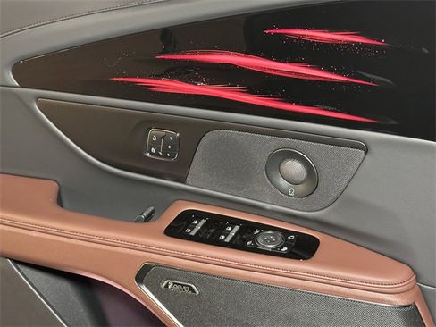 New 2026 Lincoln Nautilus Reserve image 28