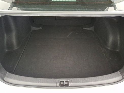 Used 2024 Toyota Corolla LE image 33