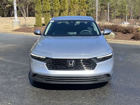 Used 2025 Honda Accord LX image 3