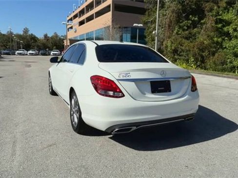 Used 2016 Mercedes-Benz C 300 Sedan image 22