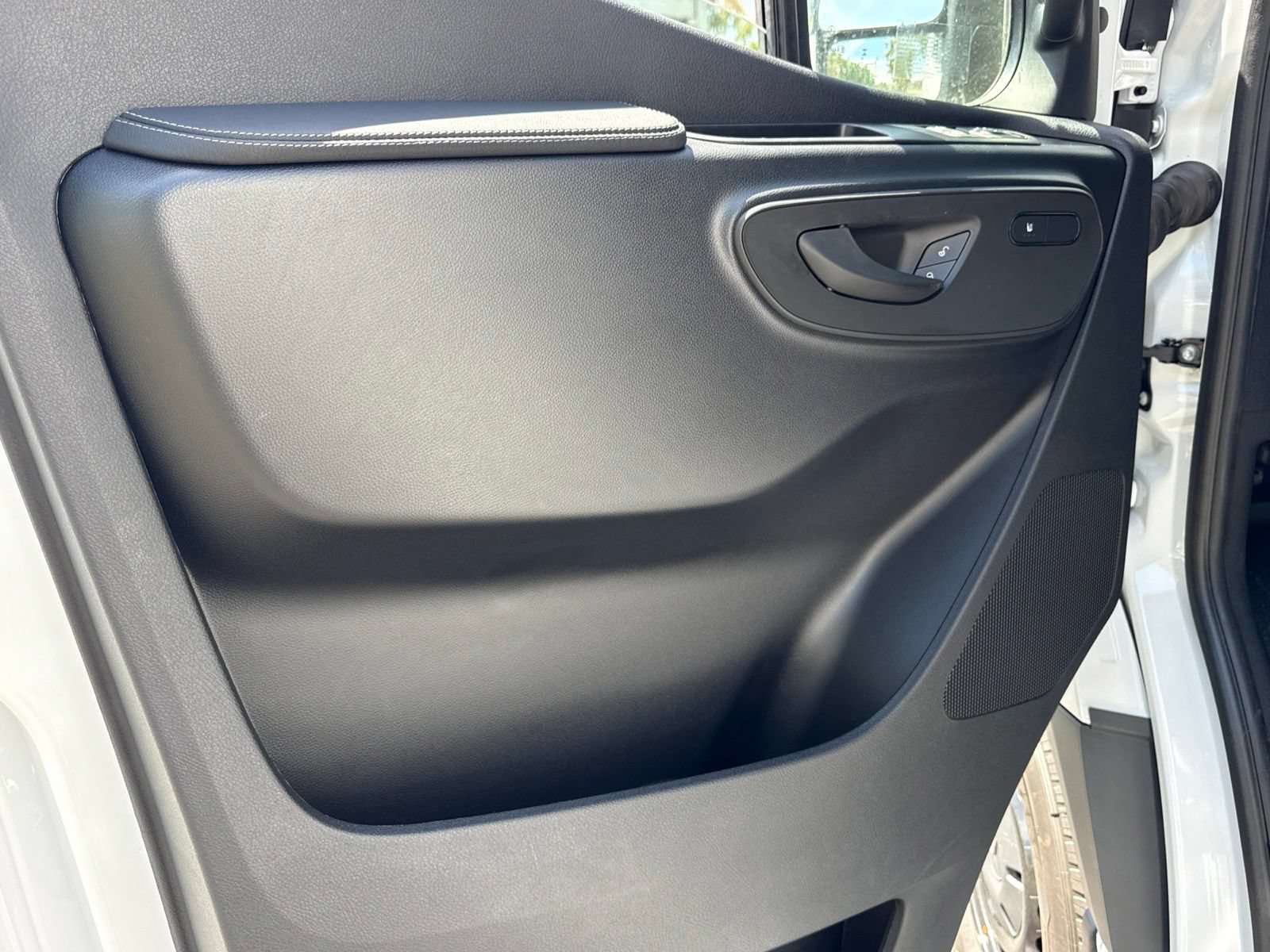 New 2026 Mercedes-Benz Sprinter 2500 image 17