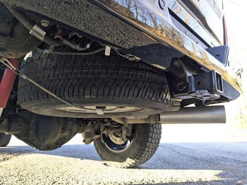 Used 2022 GMC Sierra 3500 Denali w/ Denali Black Diamond Edition image 38