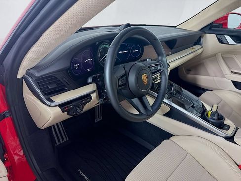 Certified 2021 Porsche 911 AWD/4WD image 4