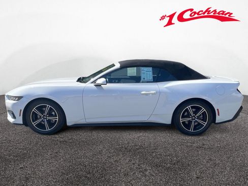 Used 2024 Ford Mustang Premium RWD image 10