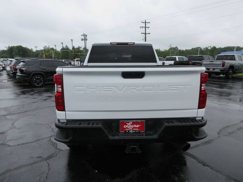 Used 2024 Chevrolet Silverado 2500 Custom w/ Custom Value Package AWD/4WD image 6
