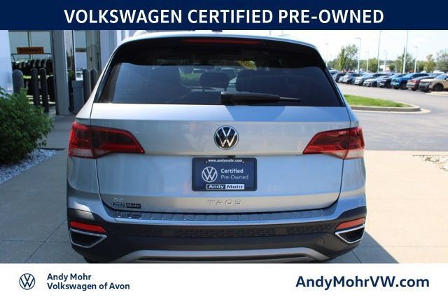 Used 2024 Volkswagen Taos SE FWD image 8