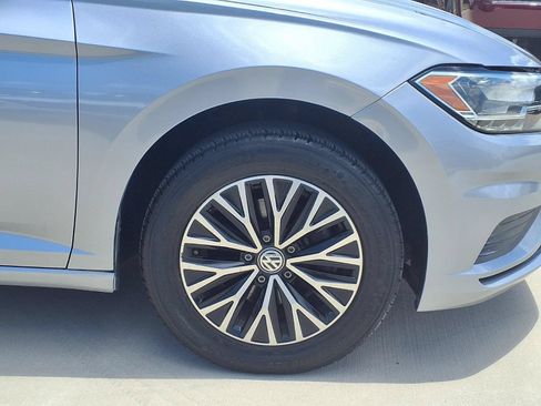 Used 2020 Volkswagen Jetta SE FWD image 9