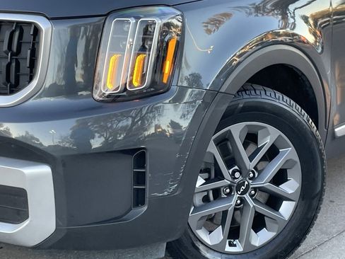 Used 2024 Kia Telluride LX image 8