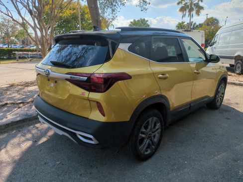 Used 2021 Kia Seltos S image 5