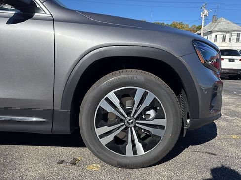 Certified 2026 Mercedes-Benz GLB 250 4MATIC image 11