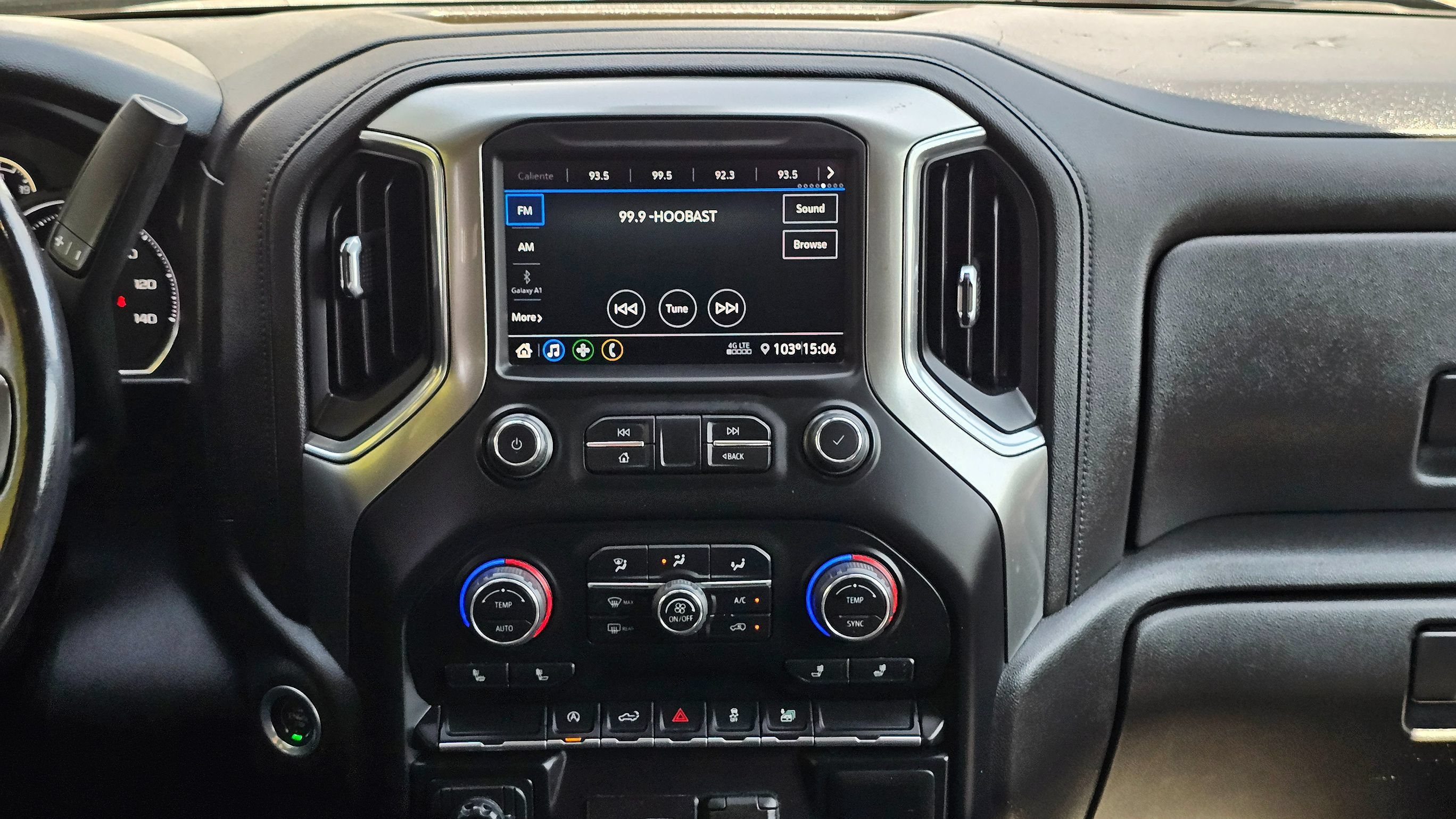 Used 2022 Chevrolet Silverado 1500 LT w/ LPO, Liner Protection Package RWD image 23