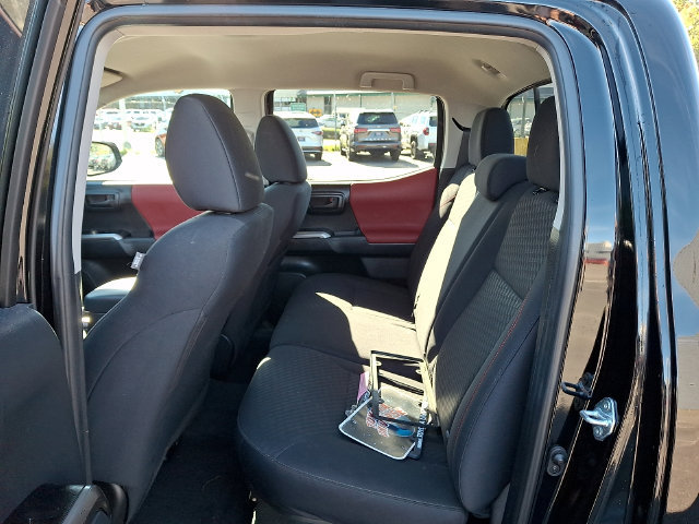 Certified 2023 Toyota Tacoma SR5 w/ Black Out Package (TMS) AWD/4WD image 9