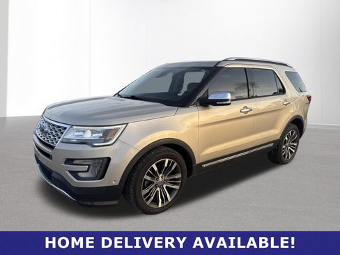 Used 2017 Ford Explorer Platinum AWD/4WD image 3