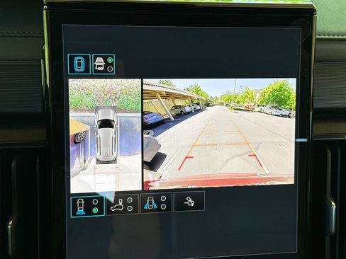 New 2026 GMC Acadia AT4 w/ LPO, Floor Liner Package AWD/4WD image 22