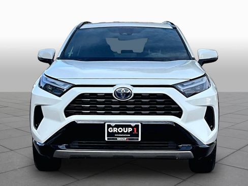 Used 2022 Toyota RAV4 SE AWD/4WD image 4