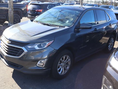 Used 2018 Chevrolet Equinox LT image 7