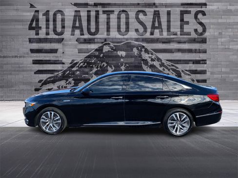 Used 2018 Honda Accord Touring image 7