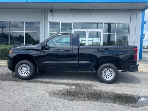 Used 2026 Chevrolet Silverado 1500 W/T w/ Trailering Package RWD image 2