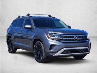 Used 2023 Volkswagen Atlas SE w/ Black Wheel Package AWD/4WD video 4