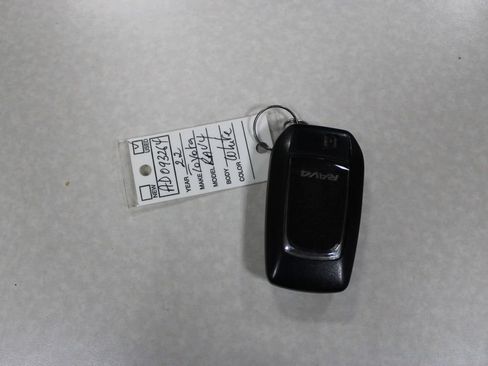 Used 2022 Toyota RAV4 SE w/ Weather & Moonroof Package AWD/4WD image 35