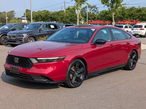 Used 2023 Honda Accord Sport image 7