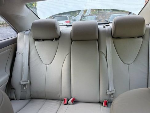 Used 2009 Toyota Camry XLE FWD image 22