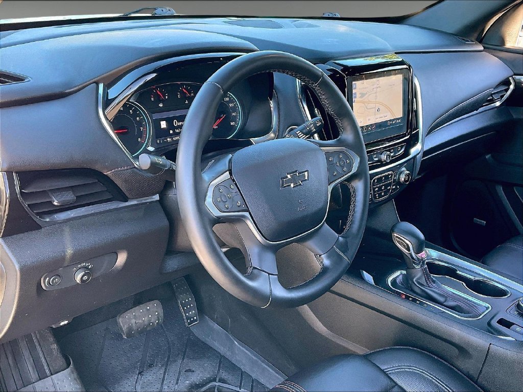 Used 2023 Chevrolet Traverse RS w/ LPO, Floor Liner Package AWD/4WD image 8