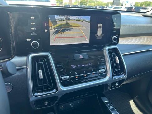Used 2023 Kia Sorento SX FWD image 15