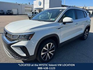 Used 2023 Volkswagen Taos SE w/ Panoramic Sunroof Package AWD/4WD video 1