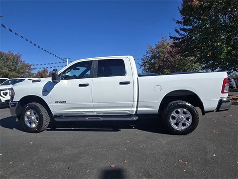 Used 2023 RAM 2500 Big Horn w/ Level 1 Equipment Group image 7