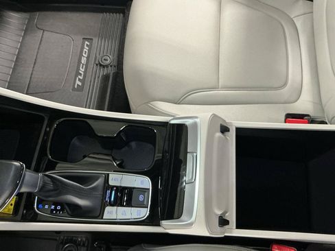 Certified 2025 Hyundai Tucson SEL AWD/4WD image 8