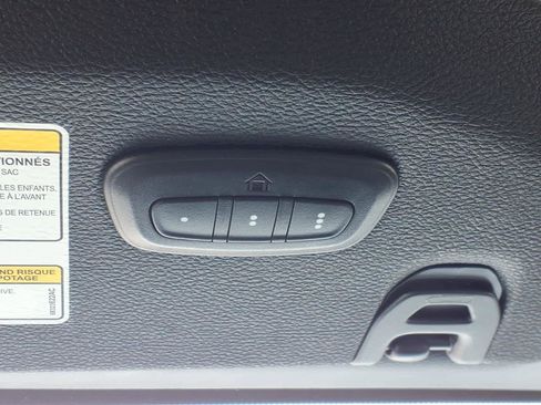 Used 2023 Jeep Gladiator Overland AWD/4WD image 13
