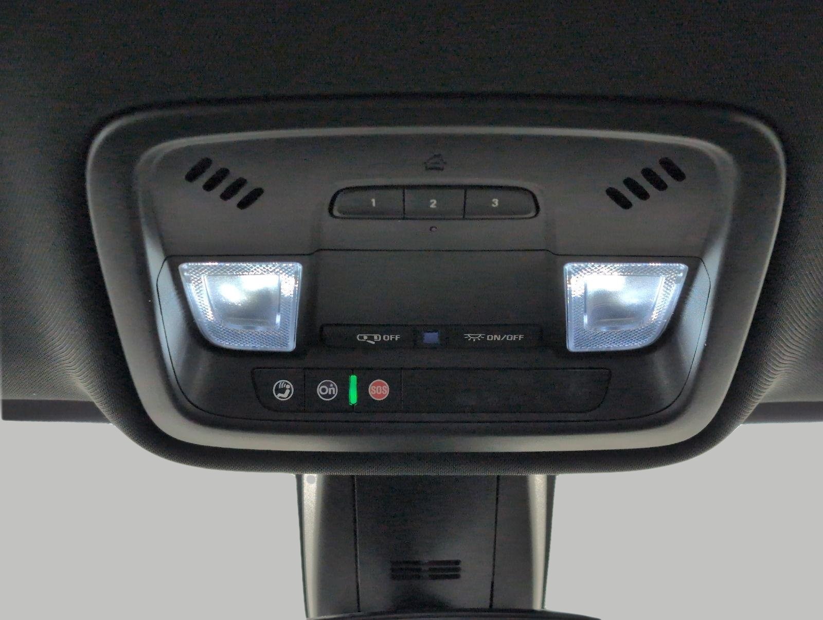 Used 2023 Chevrolet Traverse LT w/ LPO, Floor Liner Package AWD/4WD image 19