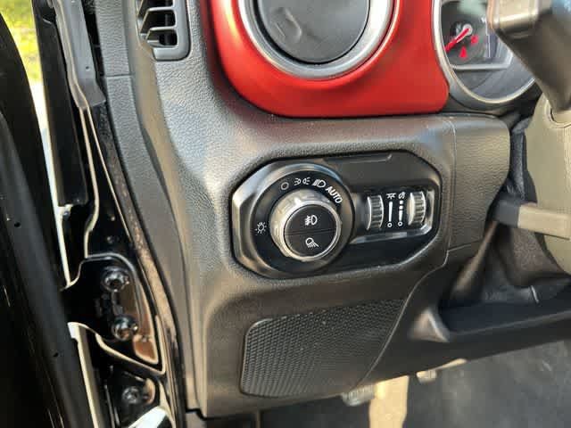 Used 2020 Jeep Gladiator Rubicon AWD/4WD image 31