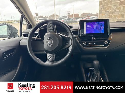 Used 2024 Toyota Corolla LE image 10