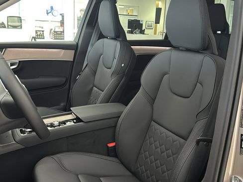 New 2026 Volvo XC90 B5 Plus w/ Protection Package AWD/4WD image 23