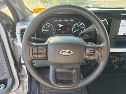 Used 2024 Ford F350 XLT AWD/4WD image 14