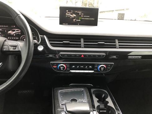 Used 2019 Audi Q7 3.0T Premium Plus image 45