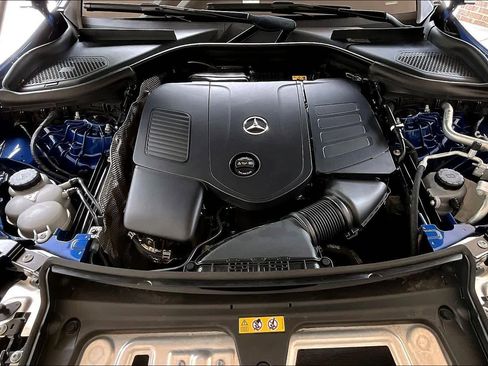 Used 2023 Mercedes-Benz GLC 300 image 32