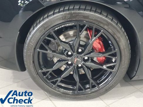 Used 2024 Chevrolet Corvette Stingray Preferred Cpe w/ Z51 Performance Package RWD image 8