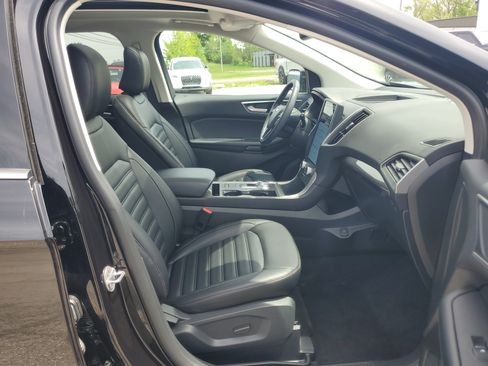 Used 2024 Ford Edge SEL w/ Convenience Package AWD/4WD image 9