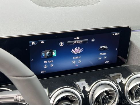 New 2026 Mercedes-Benz GLA 250 4MATIC image 18