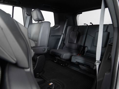 Used 2025 Lexus GX 550 image 18