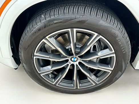 Certified 2025 BMW X6 xDrive40i w/ Parking Assistance Package image 34