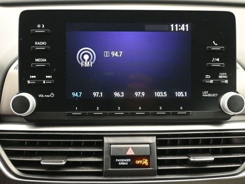 Used 2019 Honda Accord LX image 12