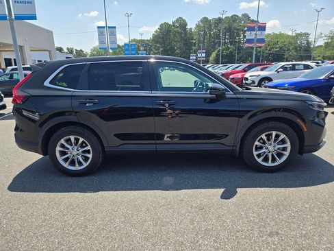 Used 2023 Honda CR-V EX-L image 4