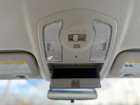 Used 2011 Toyota Prius Two image 17