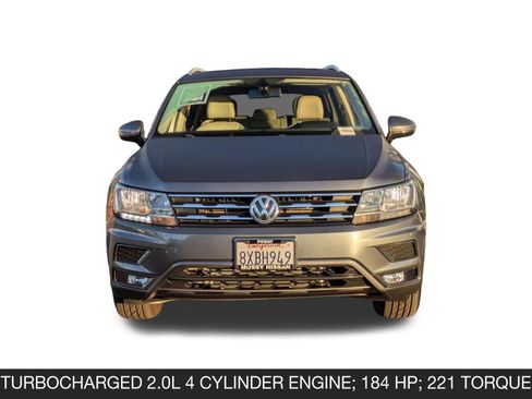 Used 2018 Volkswagen Tiguan SEL image 4