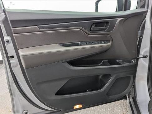 Used 2022 Honda Odyssey EX image 13