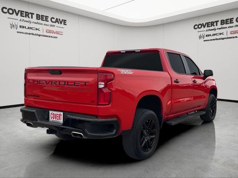 Used 2021 Chevrolet Silverado 1500 LT Trail Boss w/ Bed Protection Package image 9